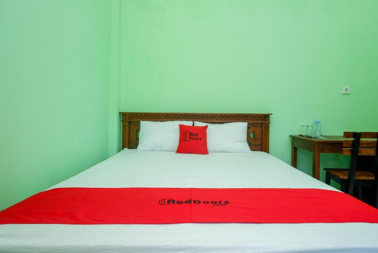 Reddoorz Syariah Near Monumen Jogja Kembali Hotel Kejayan Exterior photo